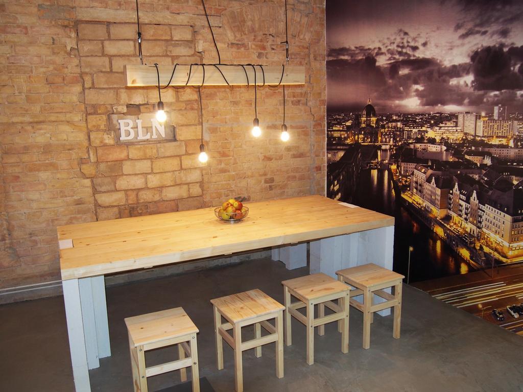 Box61 Art Concept Flat Hostel Berlin